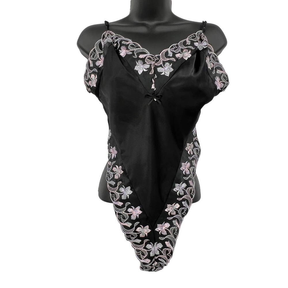 Vintage Shirley of Hollywood Black Embroidered Floral Bodysuit Med
